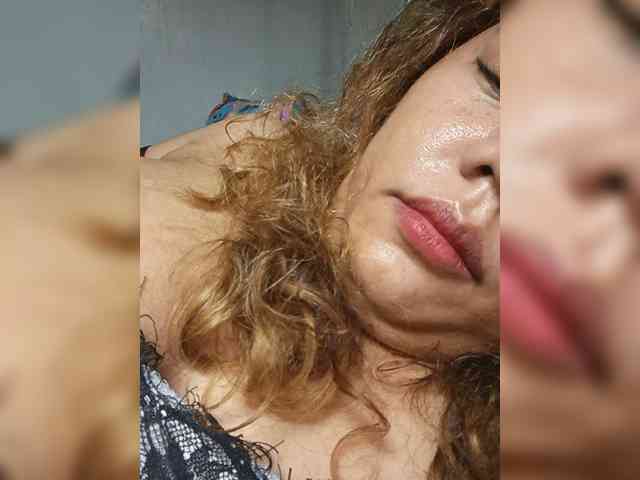 DianeHansen10 webcam