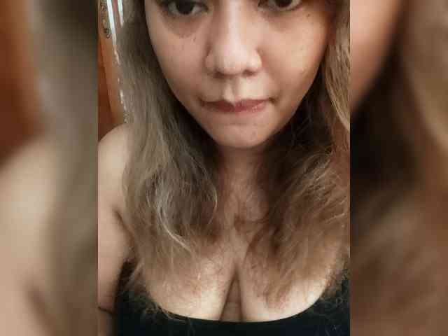 DianeHansen10 webcam