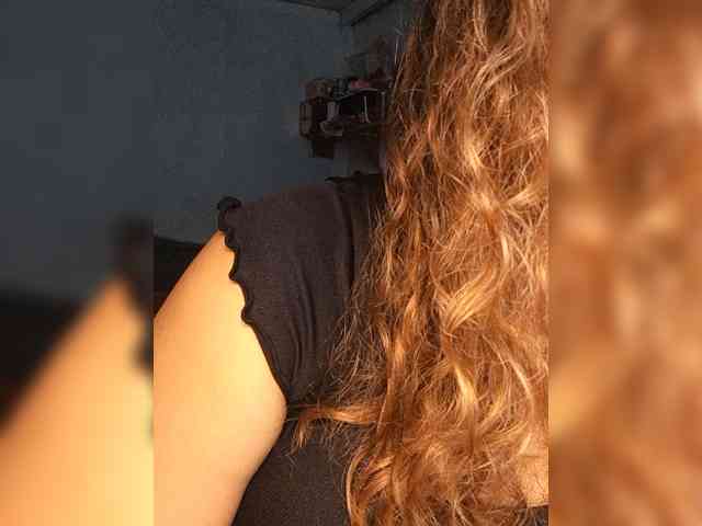 DianeHansen10 webcam