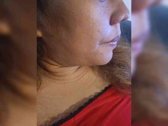 DianeHansen10 webcam