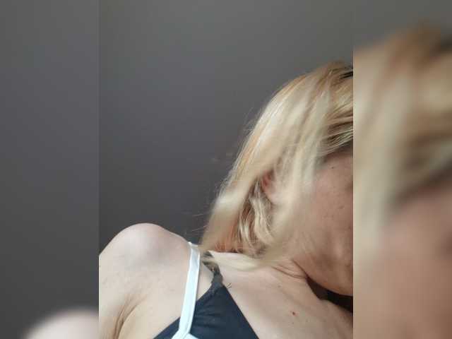 IvaAngel live cam