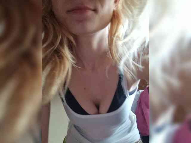 IvaAngel webcam
