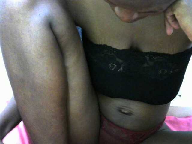 Ebonyslim live cam on BongaCams