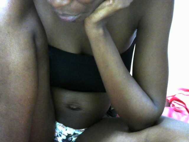 Ebonyslim live cam on BongaCams