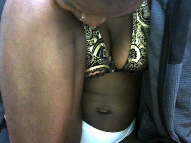 Ebonyslim, en directo ahora en BongaCams