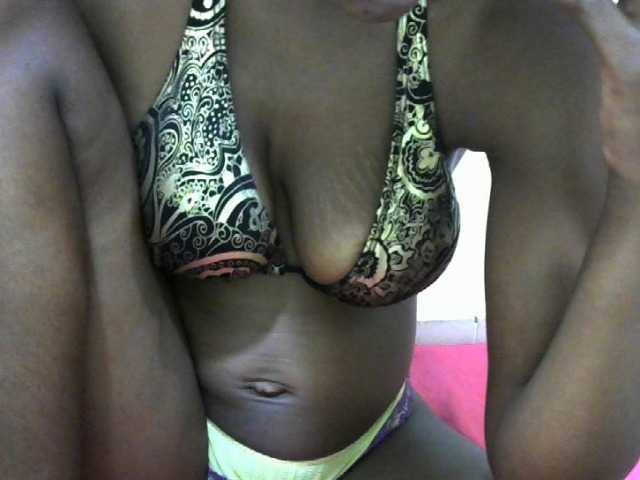 Ebonyslim live cam on BongaCams