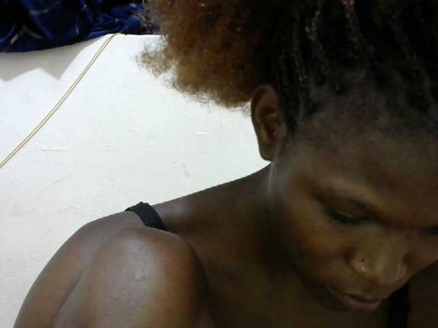 Ebonyslim live cam on BongaCams