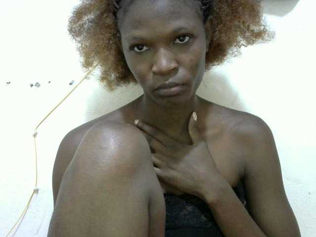 Ebonyslim live cam on BongaCams