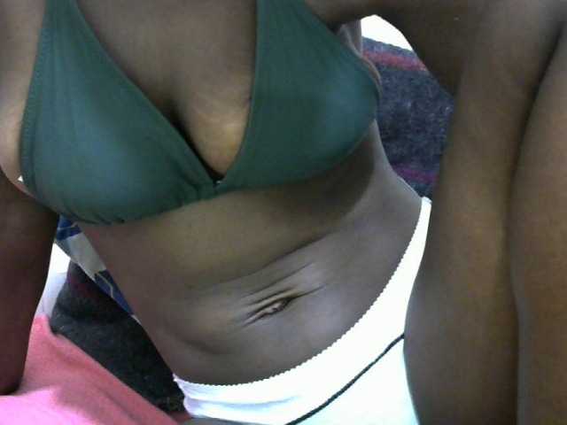 Ebonyslim, en vivo ahora en BongaCams