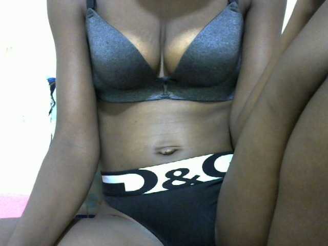 Ebonyslim live cam on BongaCams