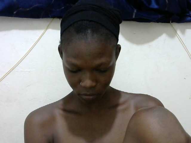 Ebonyslim, en directo ahora en BongaCams