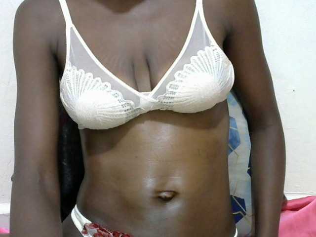 Ebonyslim live cam on BongaCams