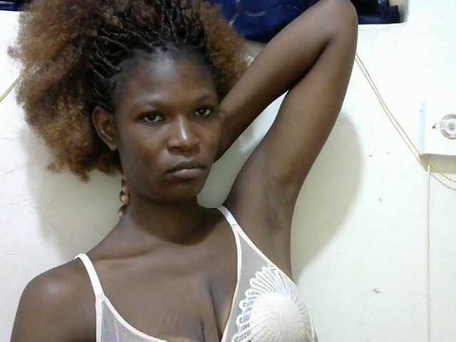 Ebonyslim live cam on BongaCams
