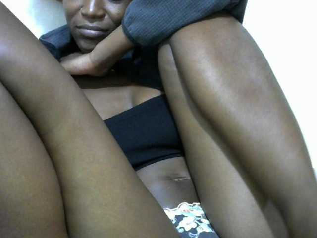 Ebonyslim live cam on BongaCams