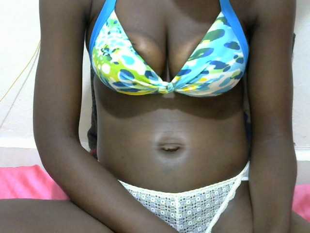 Ebonyslim live cam on BongaCams