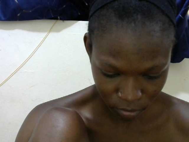 Ebonyslim, live now on BongaCams