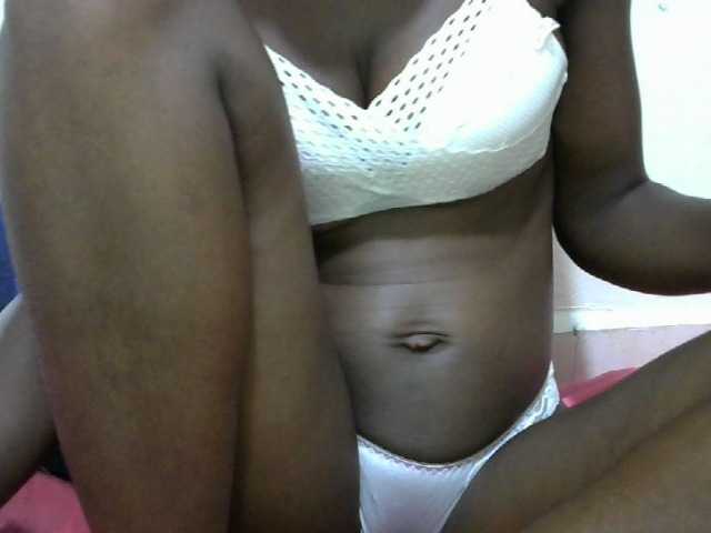 Ebonyslim live cam on BongaCams