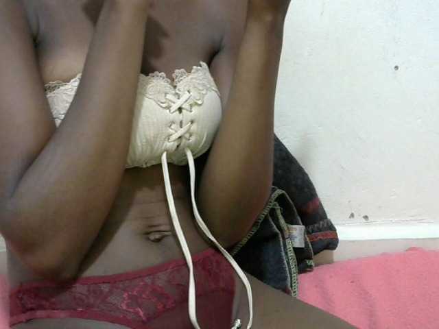 Ebonyslim live cam on BongaCams