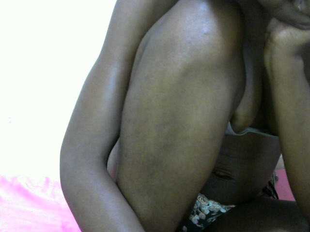 Ebonyslim live cam on BongaCams