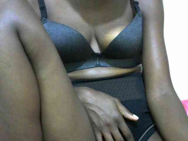 Ebonyslim webcam