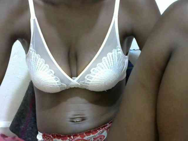 Ebonyslim webcam