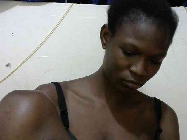 Ebonyslim webcam