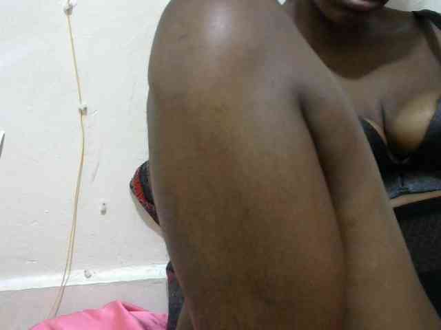 Ebonyslim webcam