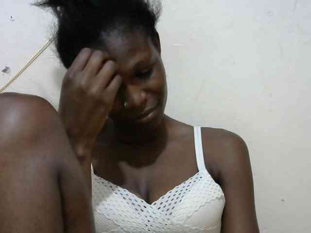 Ebonyslim webcam