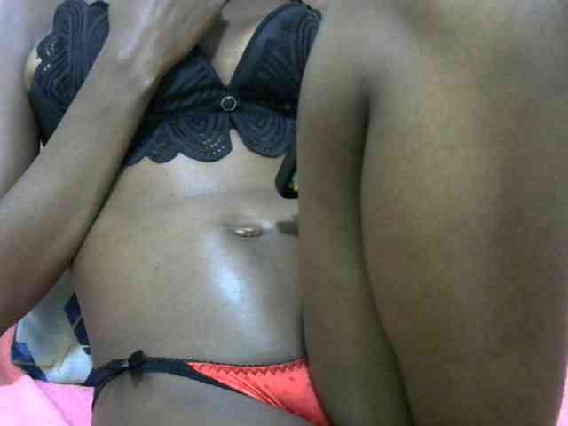 Ebonyslim webcam
