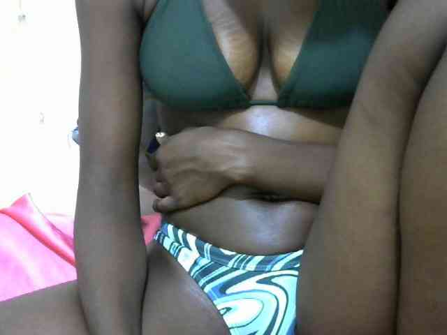 Modèle: Ebonyslim