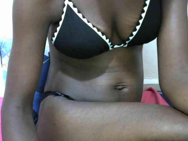 Ebonyslim webcam