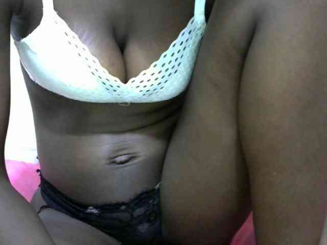Ebonyslim webcam