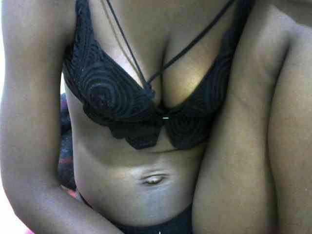 Ebonyslim webcam