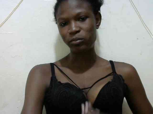 Ebonyslim webcam