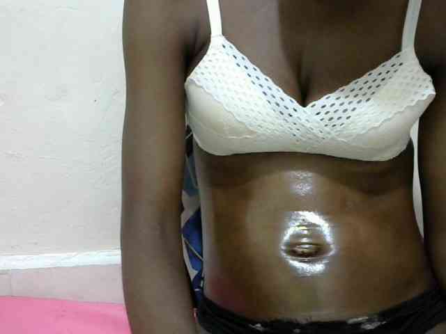 Ebonyslim webcam