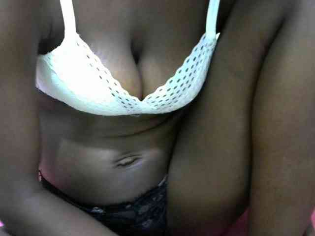 Ebonyslim webcam