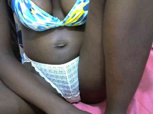 Ebonyslim webcam