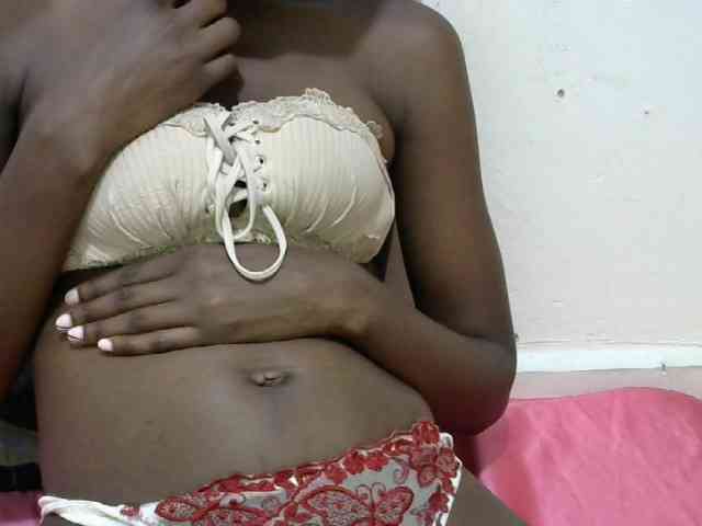 Ebonyslim webcam