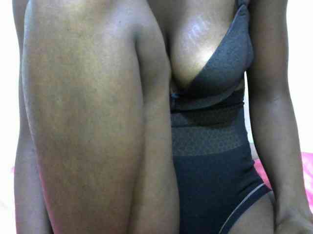 Ebonyslim webcam