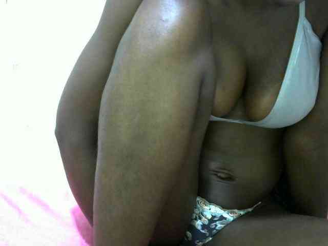 Ebonyslim webcam