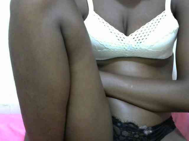Ebonyslim webcam