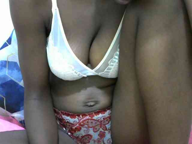 Ebonyslim webcam