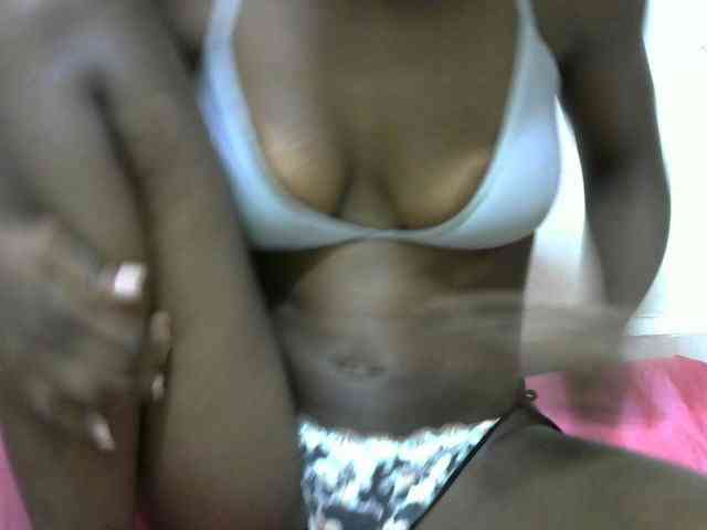 Ebonyslim webcam