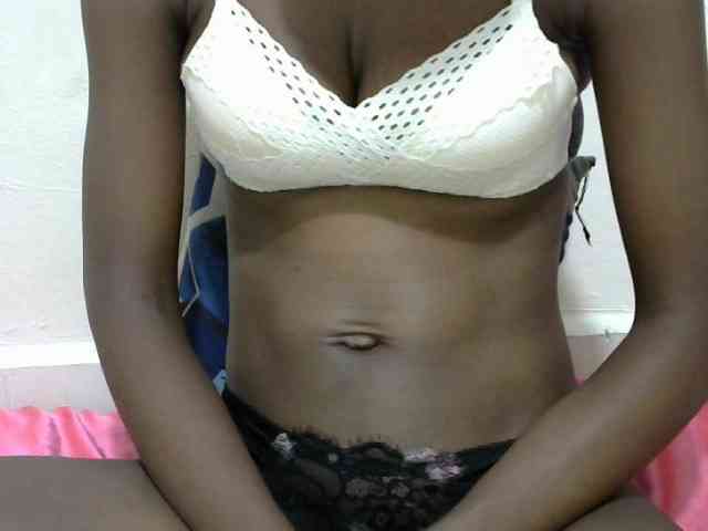 Ebonyslim webcam