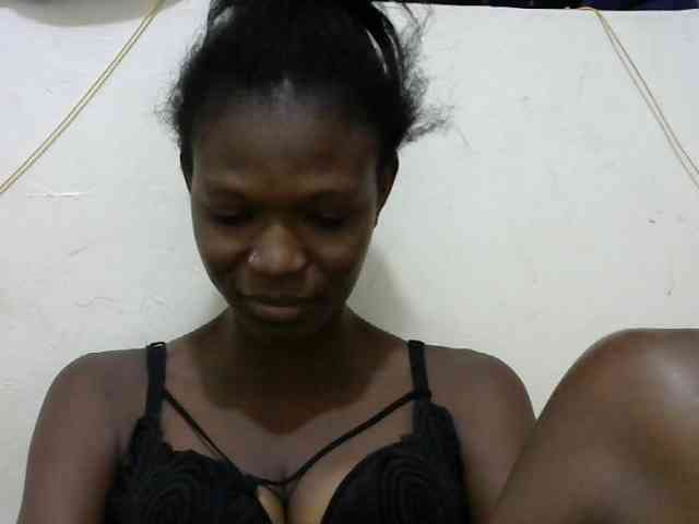 Ebonyslim webcam