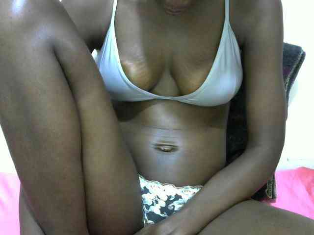 Ebonyslim webcam
