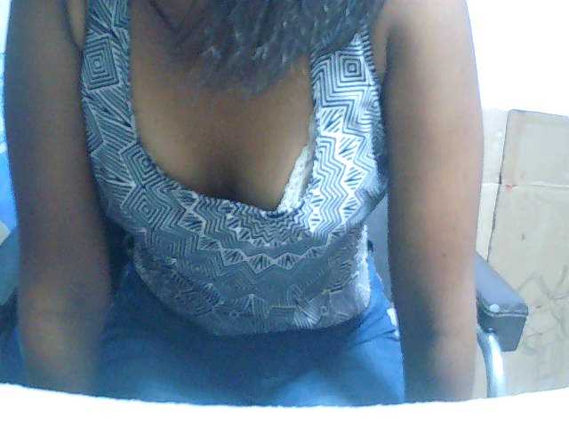 Cathalia3105 live cam on BongaCams