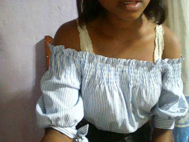 Cathalia3105 live cam on BongaCams
