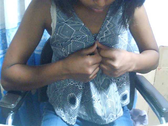 Cathalia3105 live cam on BongaCams