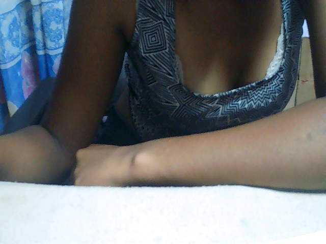 Cathalia3105 live cam on BongaCams